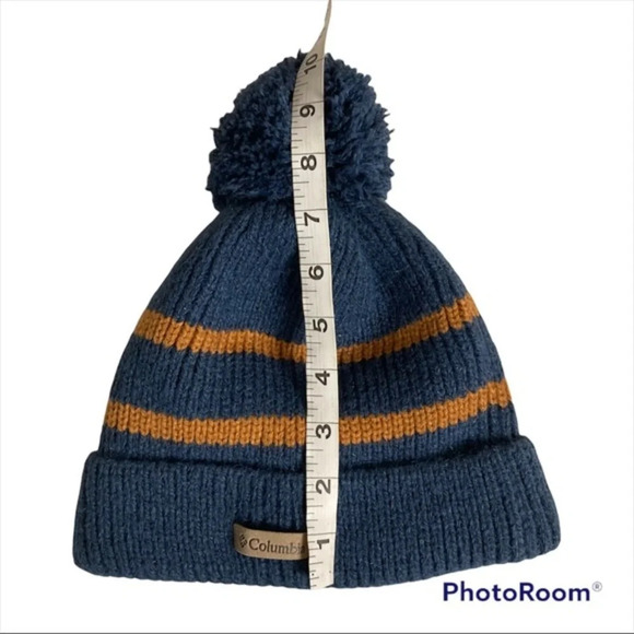 Columbia Fleeced lined‎ Beanie - see photos for measurements - Picture 4 of 5